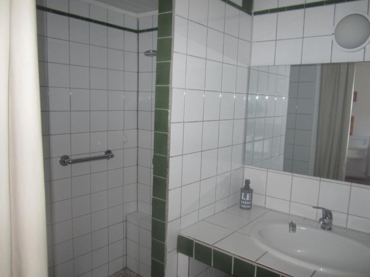 Appartamento studio avec piscine sur 3000 mètres de terrain Marcorignan Esterno foto